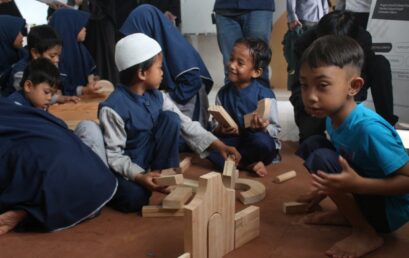 Balok Budaya sebagai Media Stimulasi Kreativitas dan Motorik Anak di Kuttab Nurul Ilmi Bandung