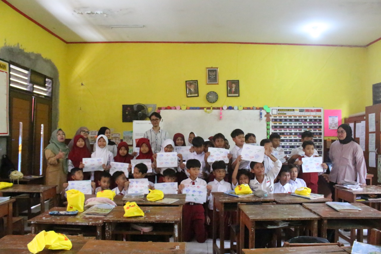 Belajar Biota Air Lewat Cetak Ikan: Media Gyotaku Hadir di SDN 01 Lebakwangi