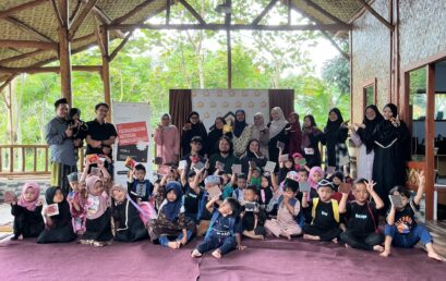 Belajar Warna Lewat Bermain: Mainan Interaktif Seni Warna untuk Anak Usia Dini di Rutaba Al-Fath